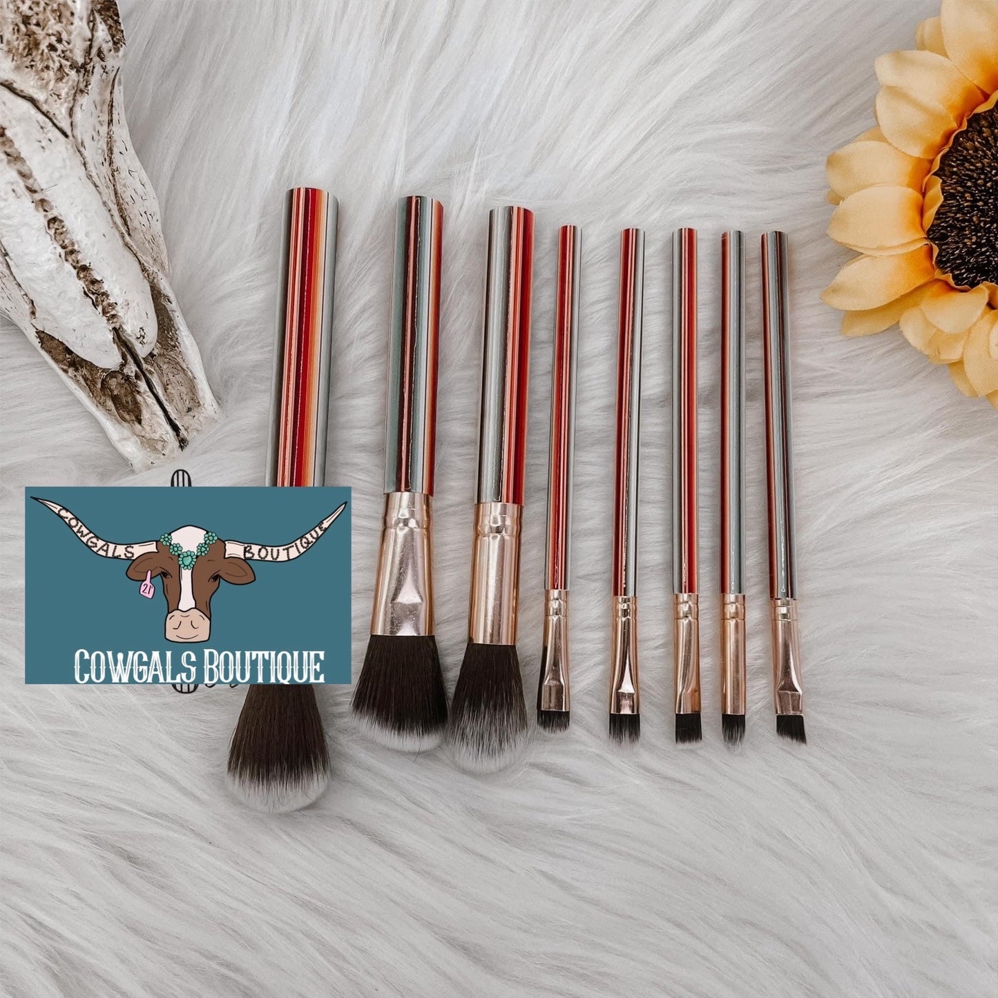 MAKEUP BRUSHES