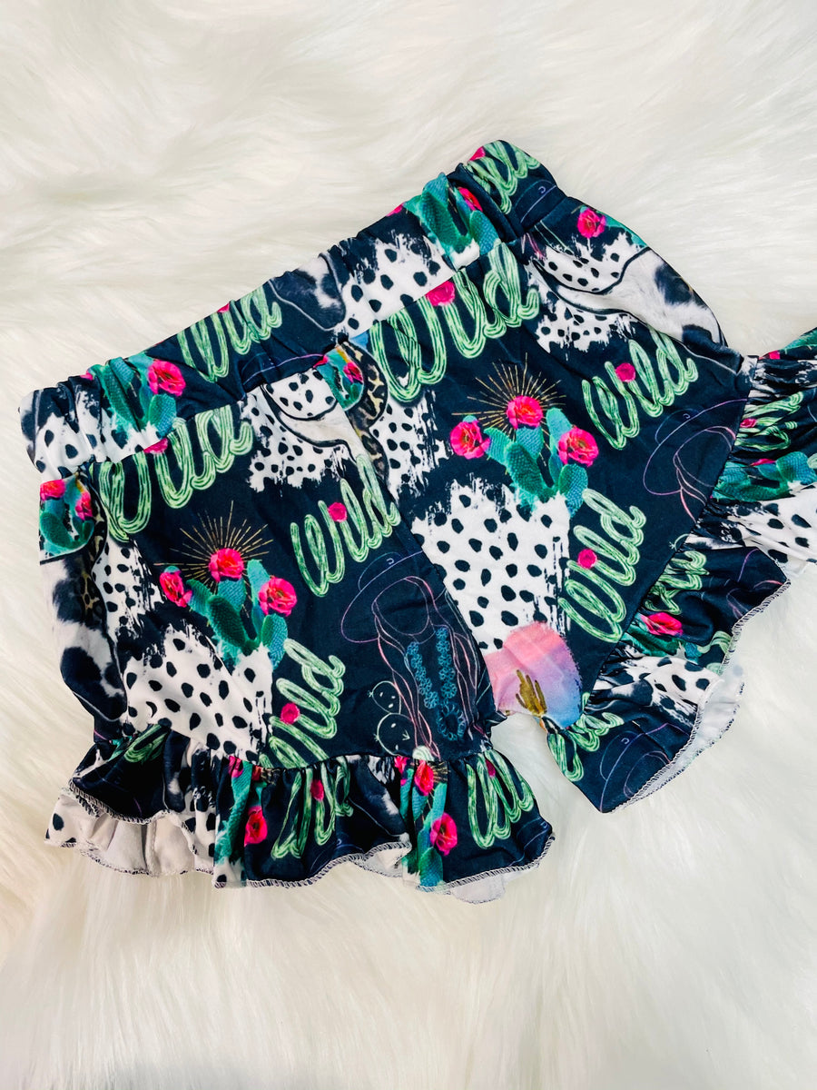 WILD RUFFLE SHORTS